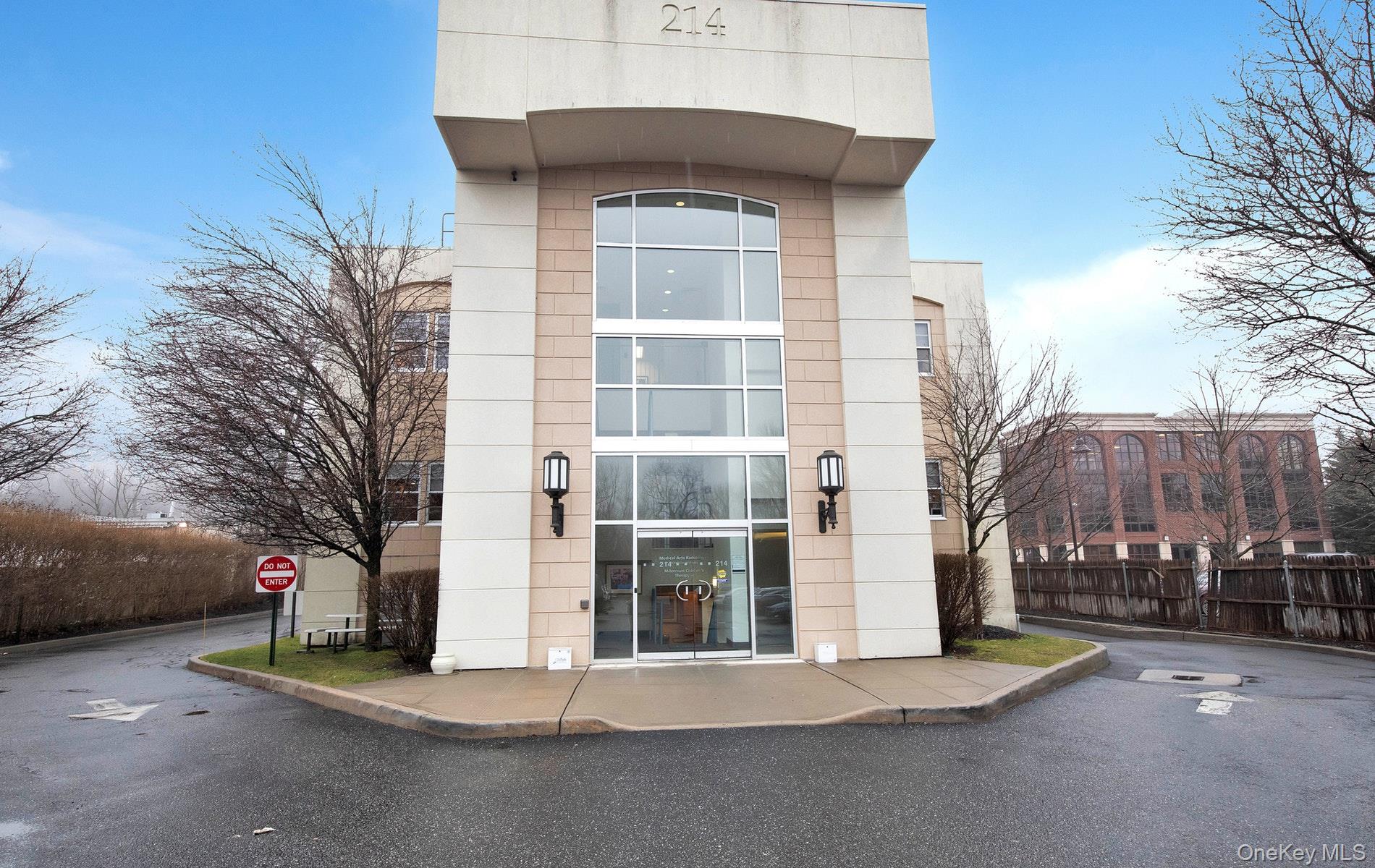 214 Wall Street, Unit 1