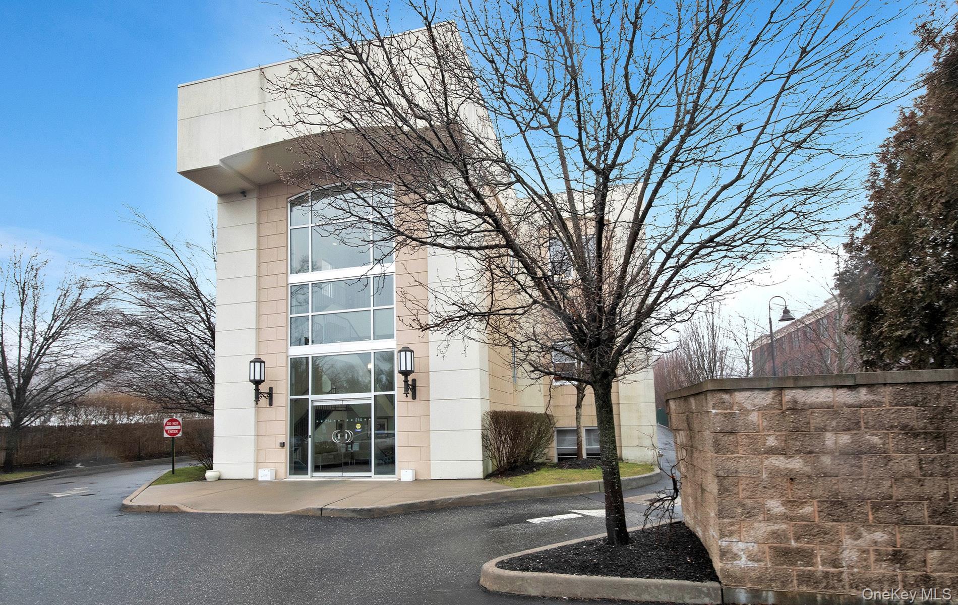 214 Wall Street, Unit 1 photo 2