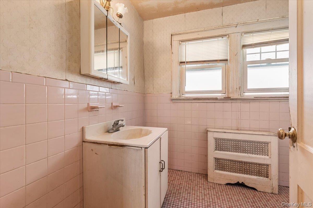 33 Lawrence Avenue – For Sale photo 25