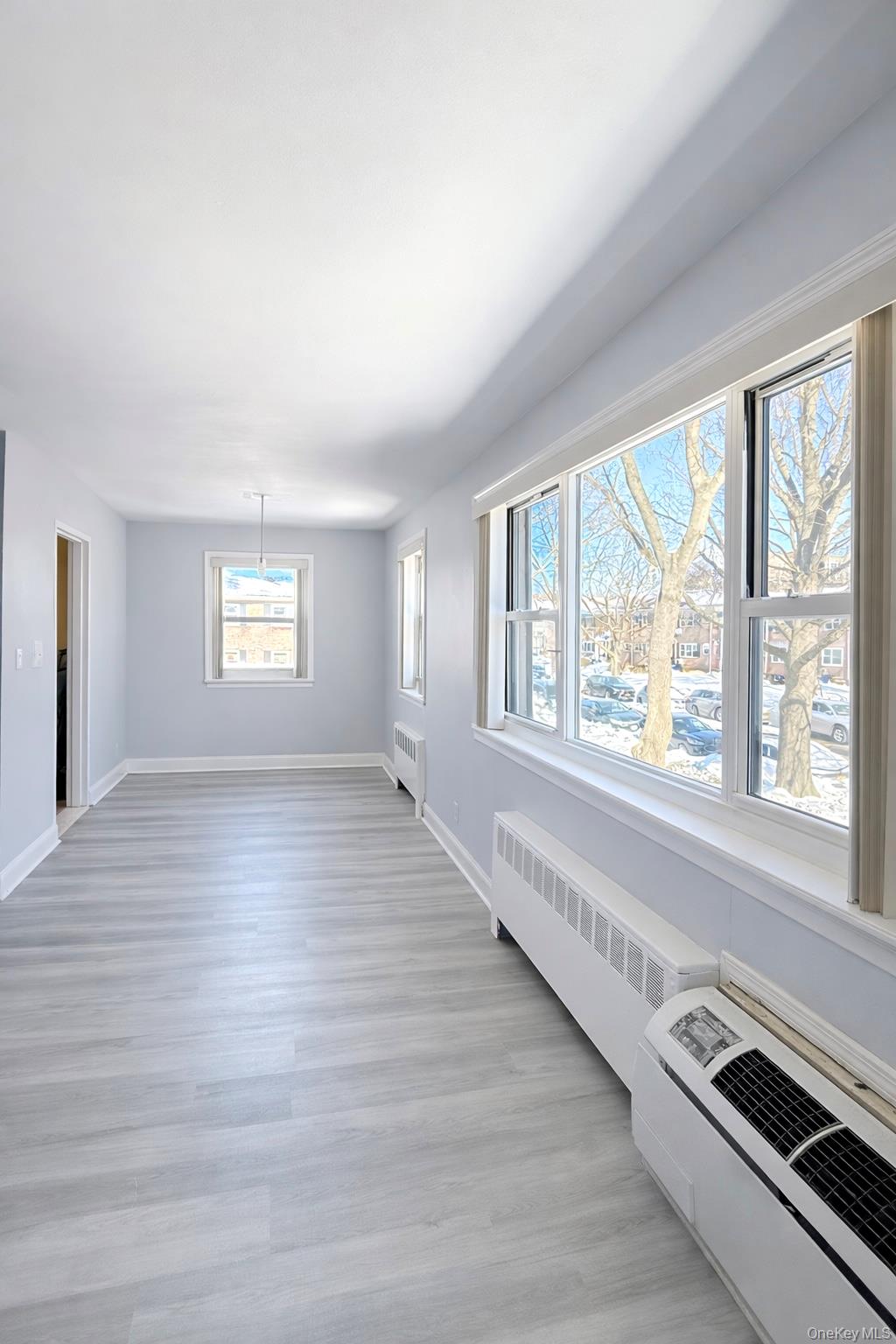 6758 152 Street, Unit B photo 5
