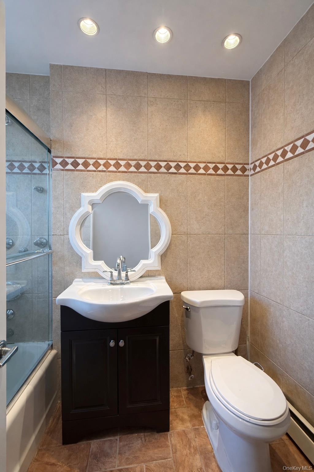 6758 152 Street, Unit B photo 9