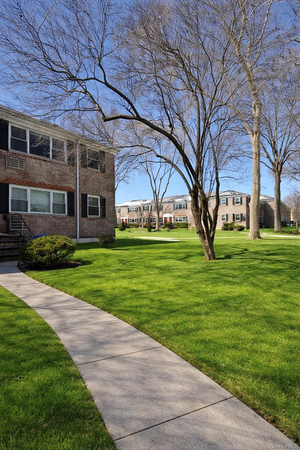 6758 152 Street, Unit B photo 10