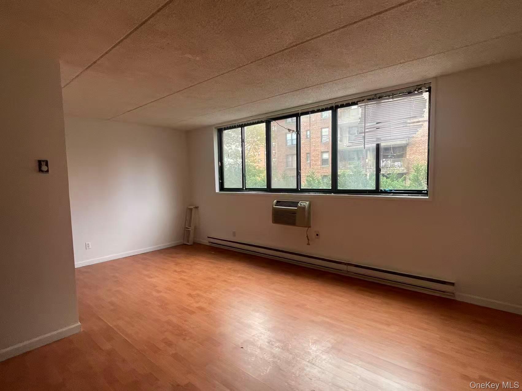 137-77 45th Avenue, Unit 3P photo 2