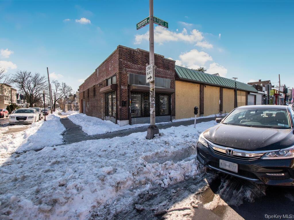 200 W 1st Street – For Sale photo 28