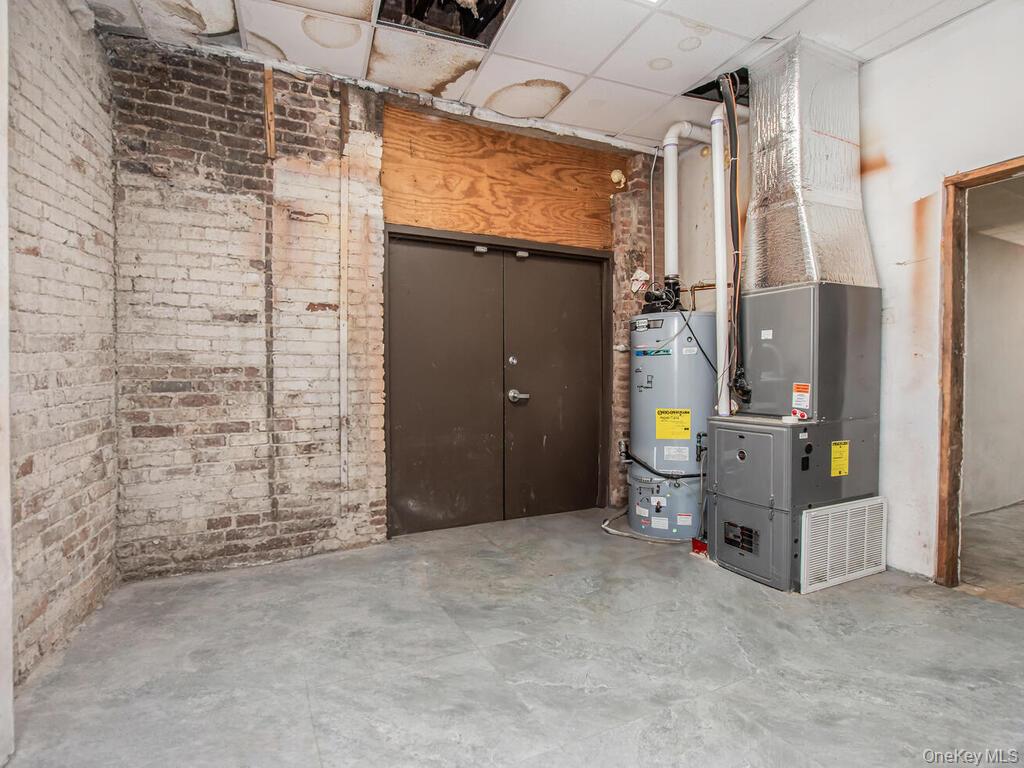 200 W 1st Street – For Sale photo 39