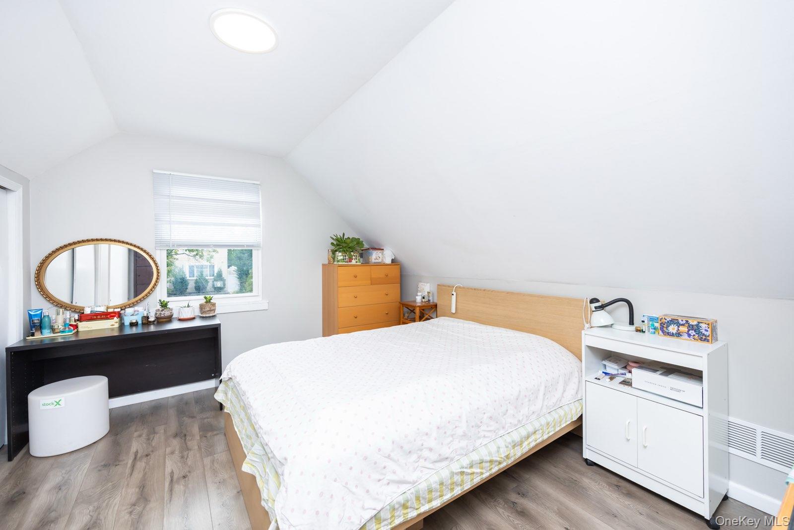 77 Lynton Road – For Sale photo 8