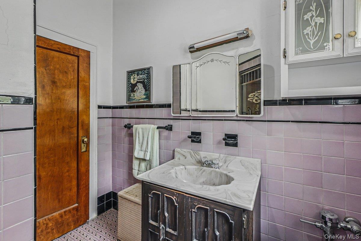 2117 Hazen Street – For Sale photo 15