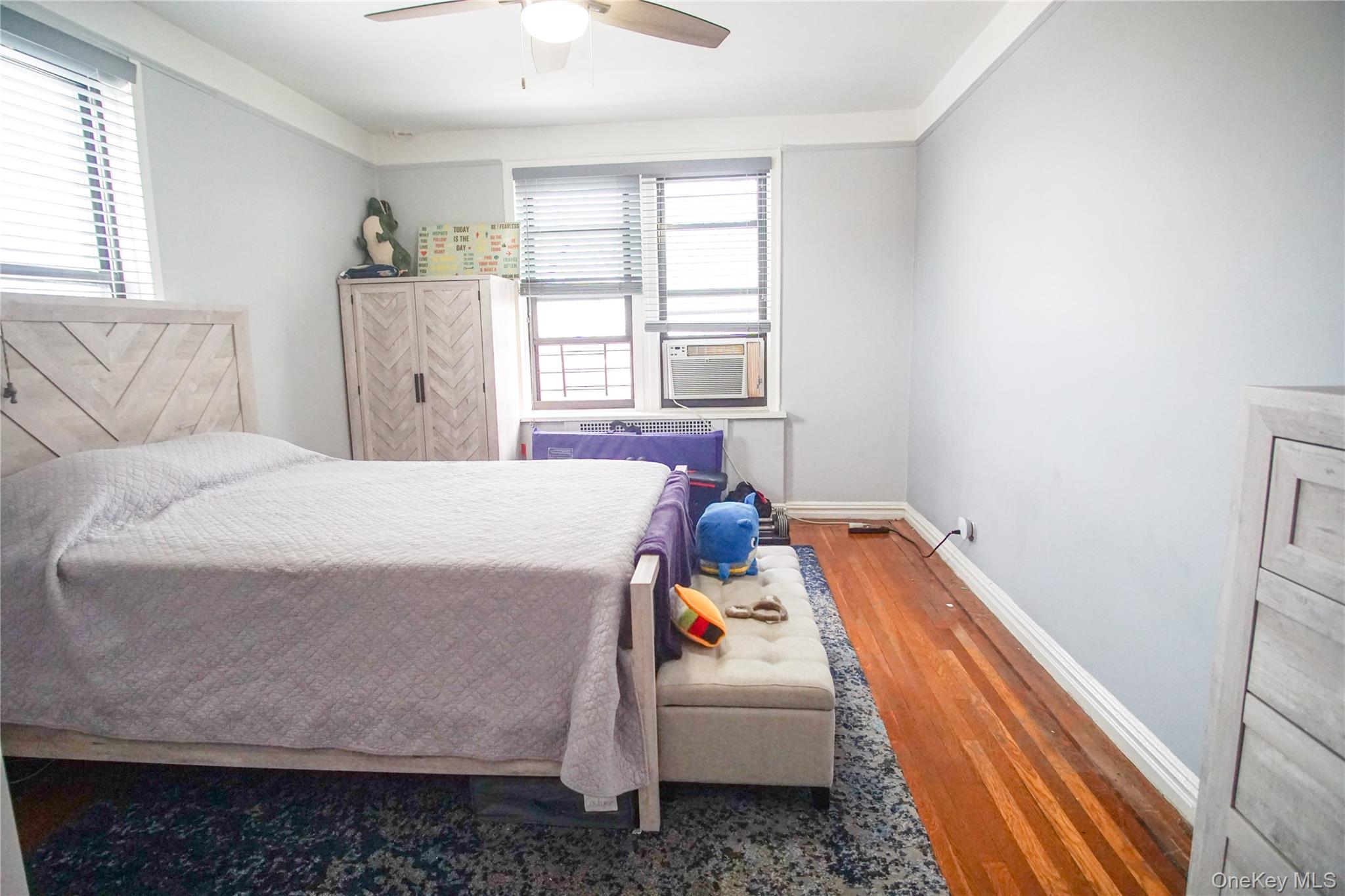 3321 Bruckner Boulevard, Unit 5J photo 14