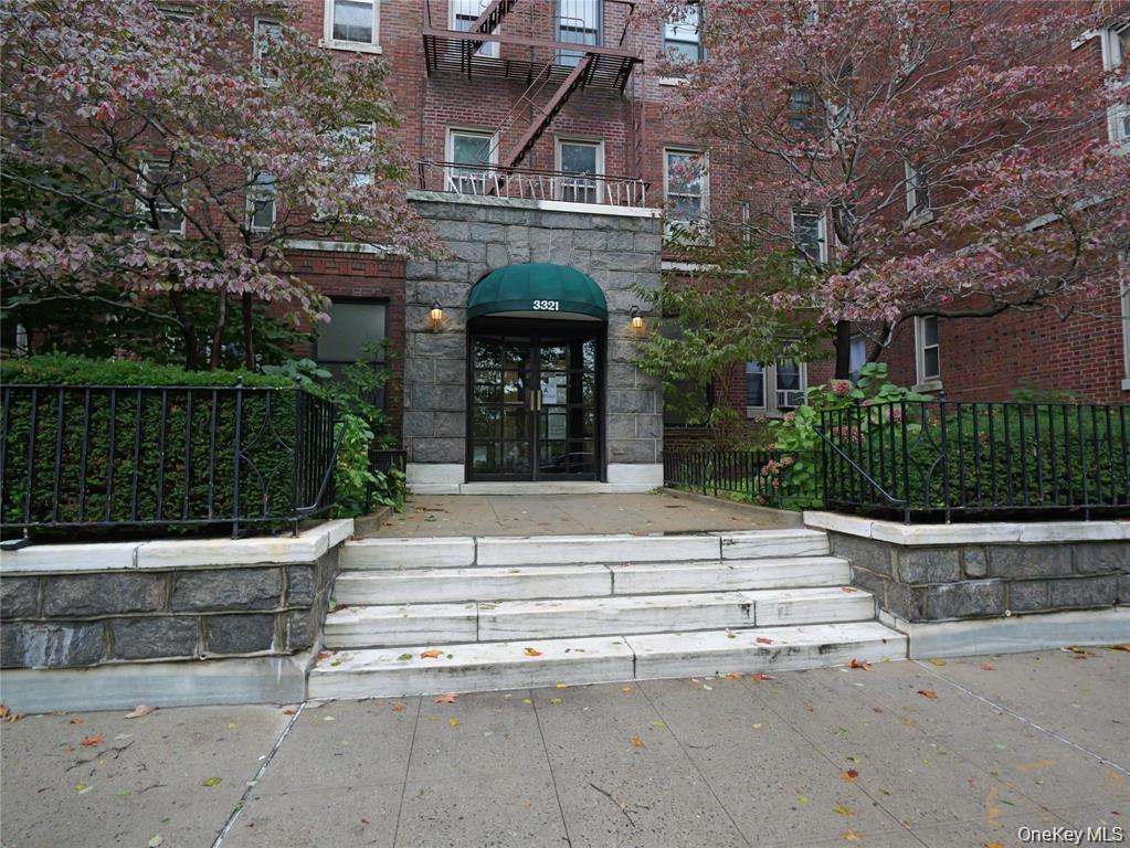 3321 Bruckner Boulevard, Unit 5J