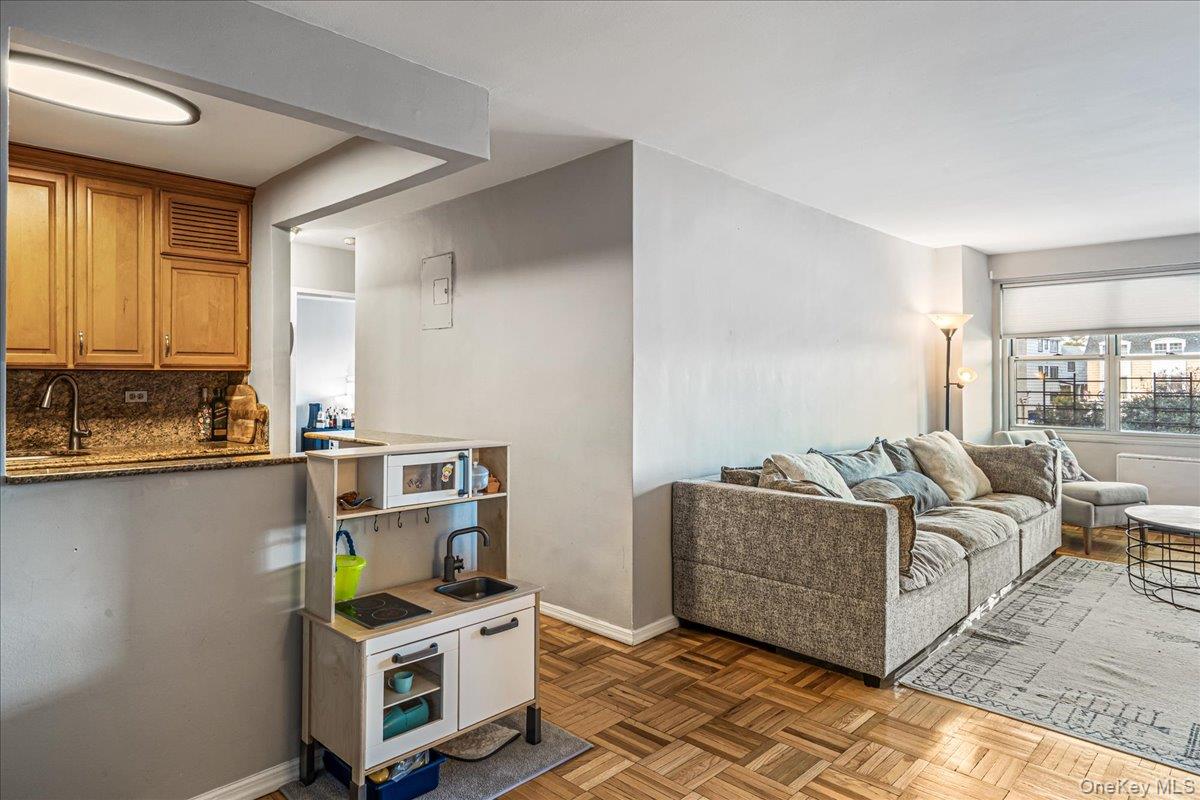 17-85 215th Street, Unit 1P photo 5