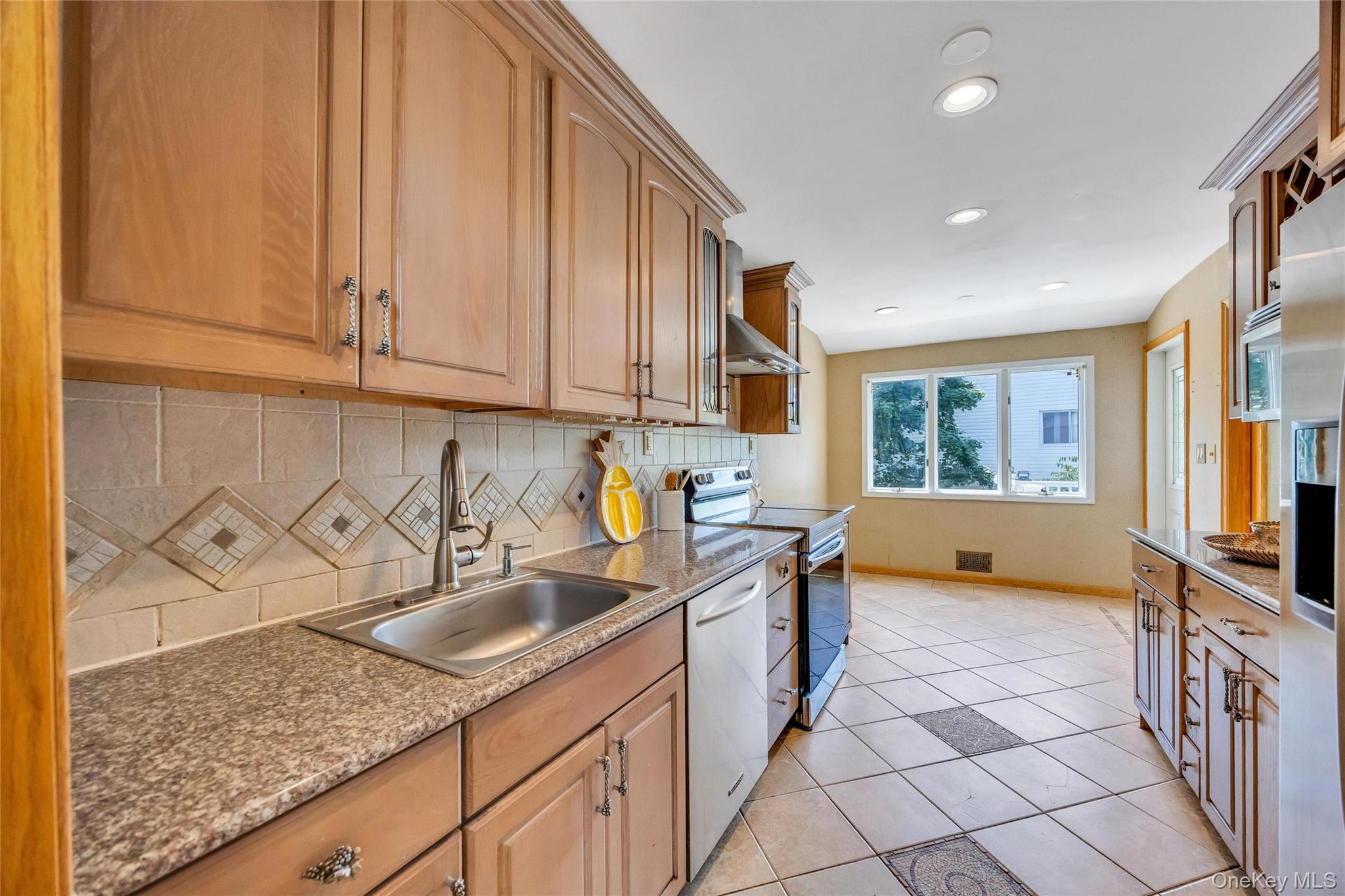 2 Valley Greens Drive – For Sale photo 12