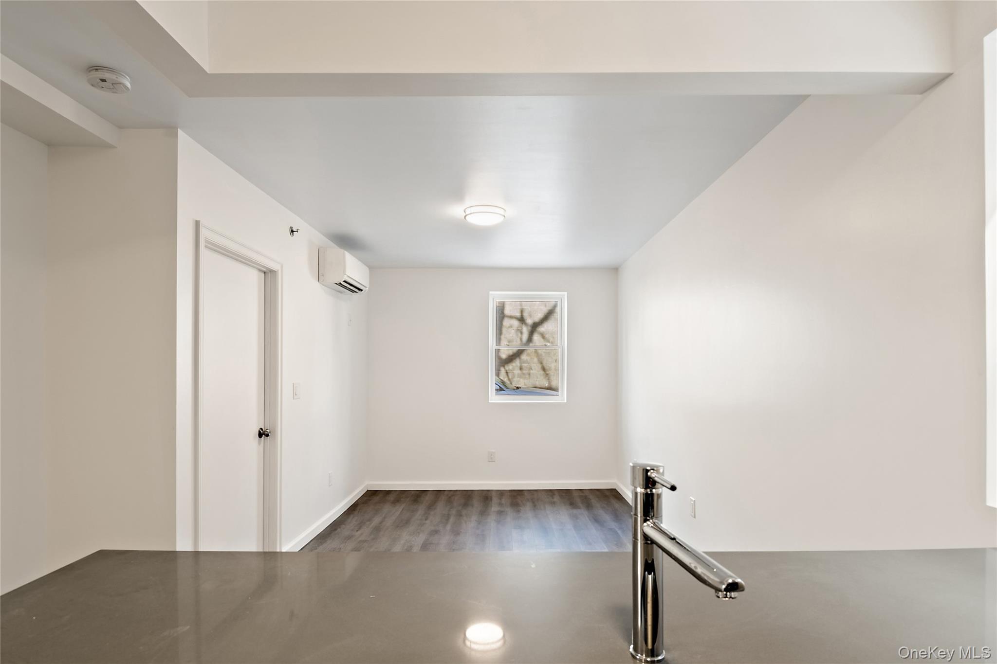 1047 Morris Avenue – For Sale photo 26