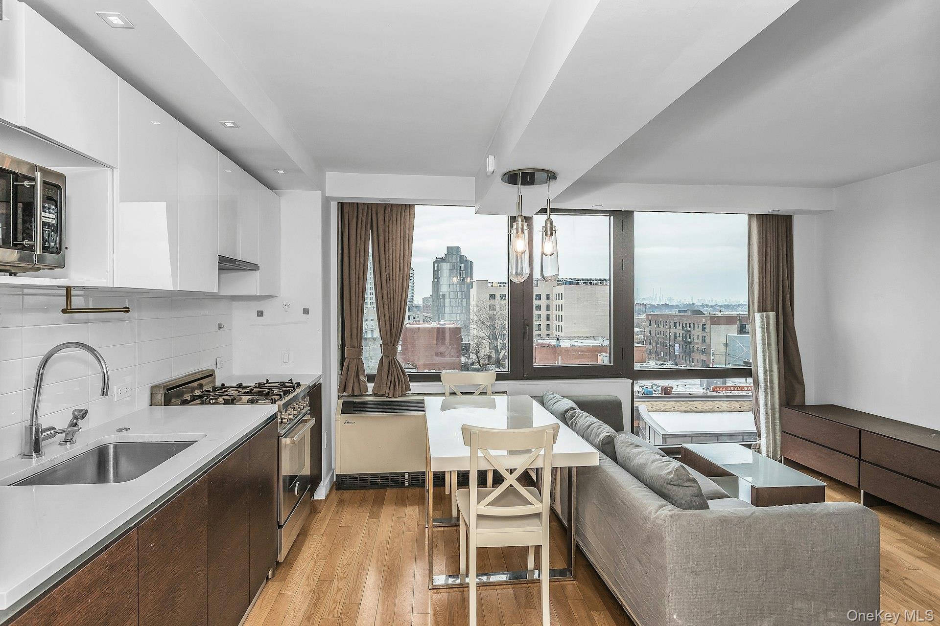39-16 Prince Street, Unit 6G photo 16