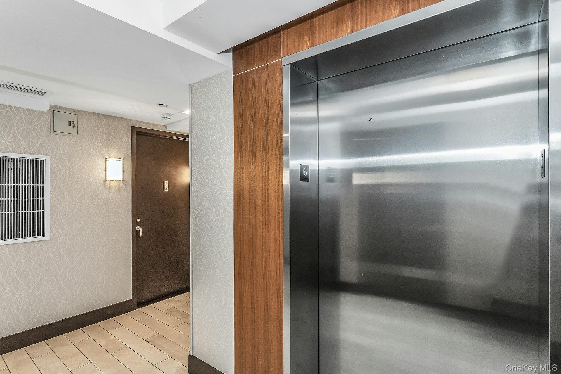 39-16 Prince Street, Unit 6G photo 25