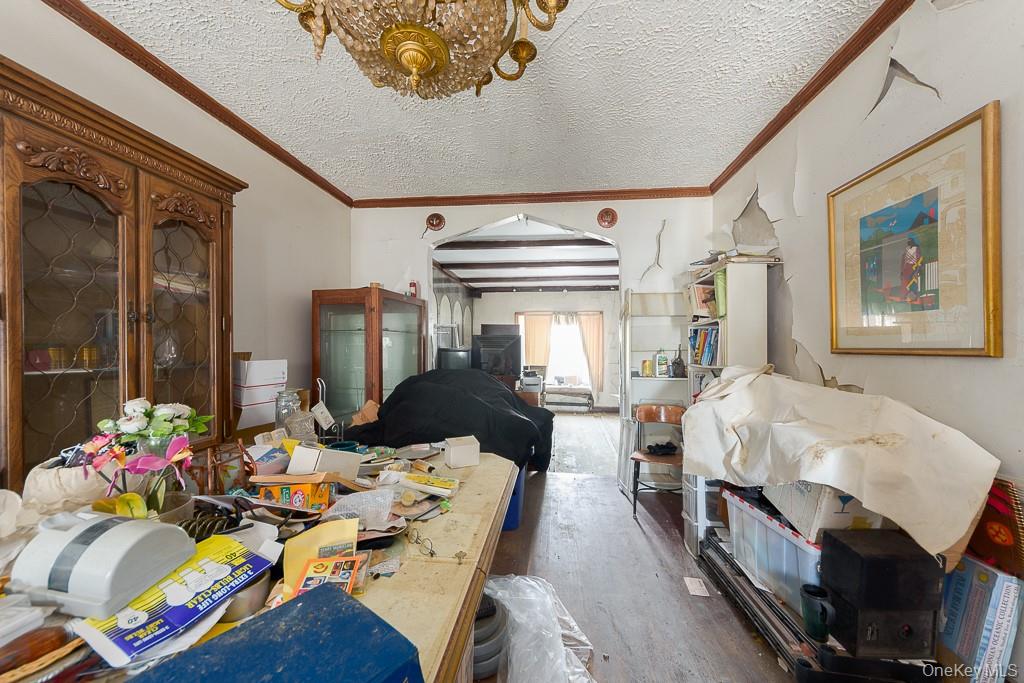 30 Tudor Ter – For Sale photo 4