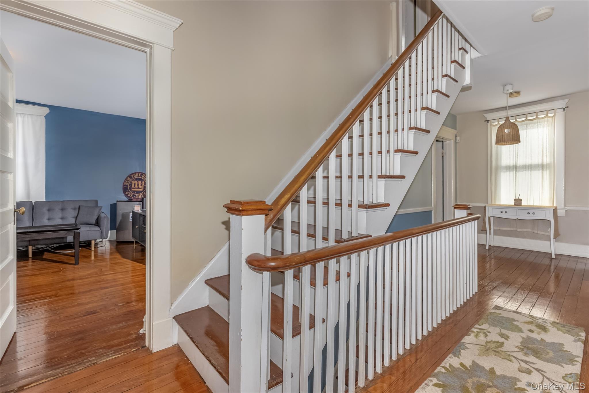 831 WOLCOTT Avenue – For Sale photo 34