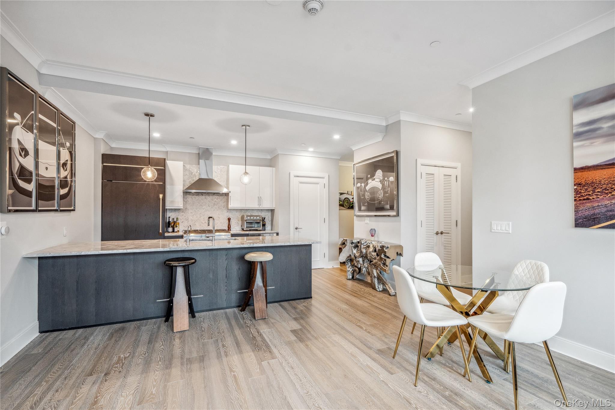 100 Garvies Point Road, Unit 1327 photo 14