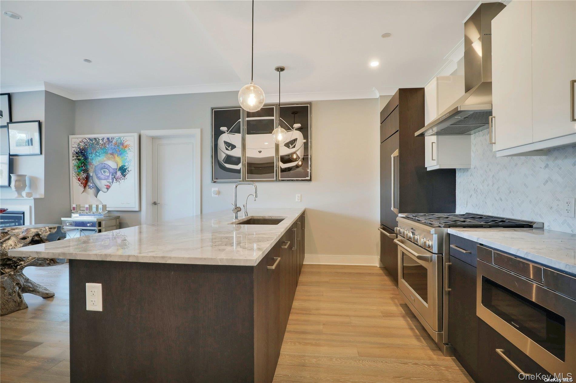 100 Garvies Point Road, Unit 1327 photo 10