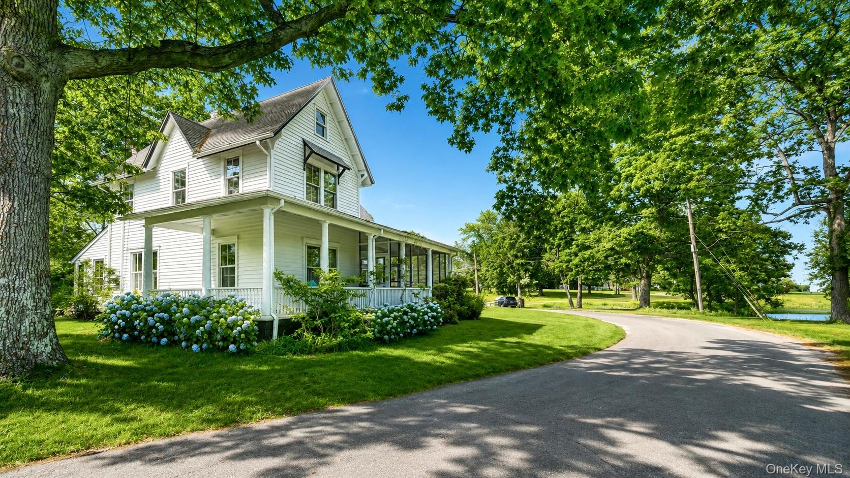 7 Locust Avenue – For Sale photo 3