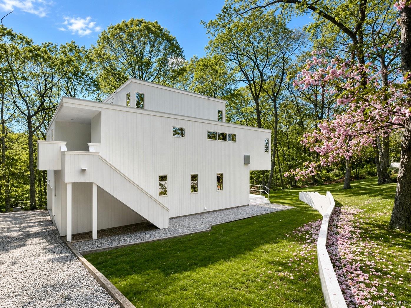 7 Fox Hollow Road – For Sale photo 31