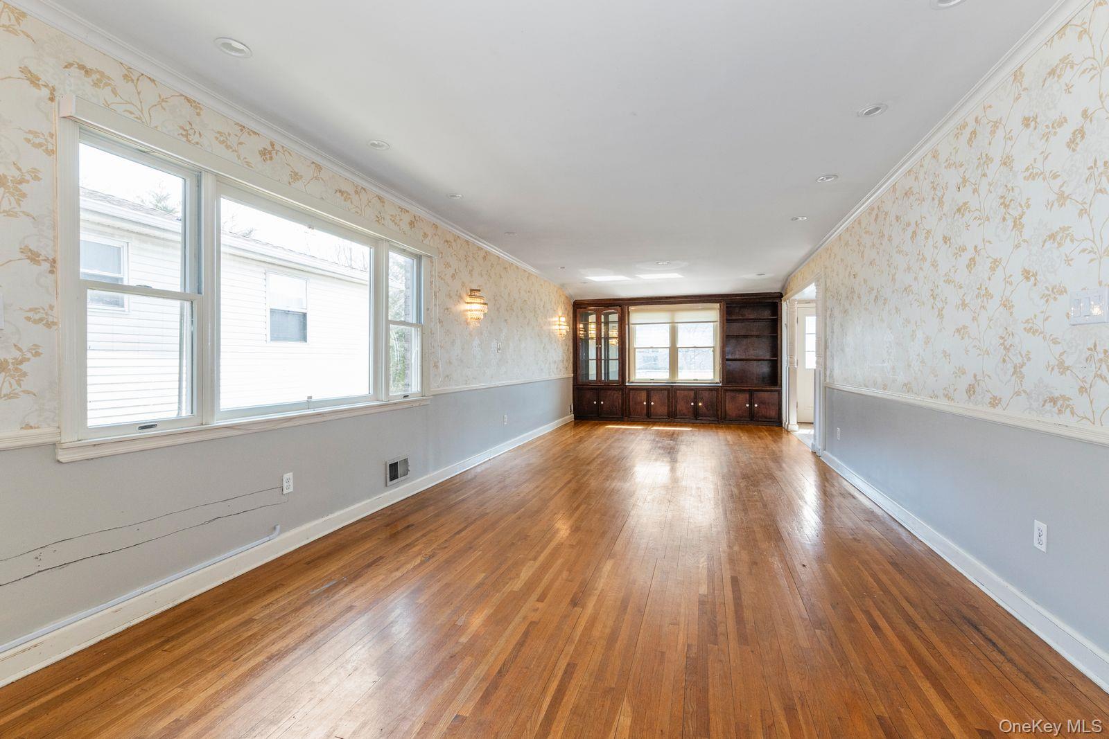 607 Lanett Avenue – For Sale photo 2