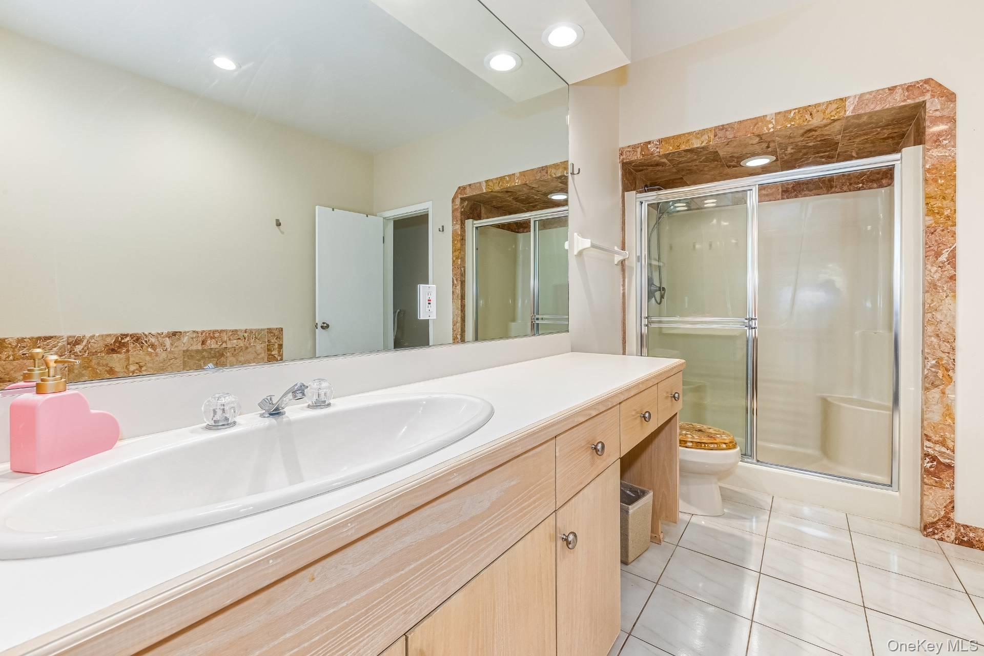 17 Crescent Way – For Sale photo 27