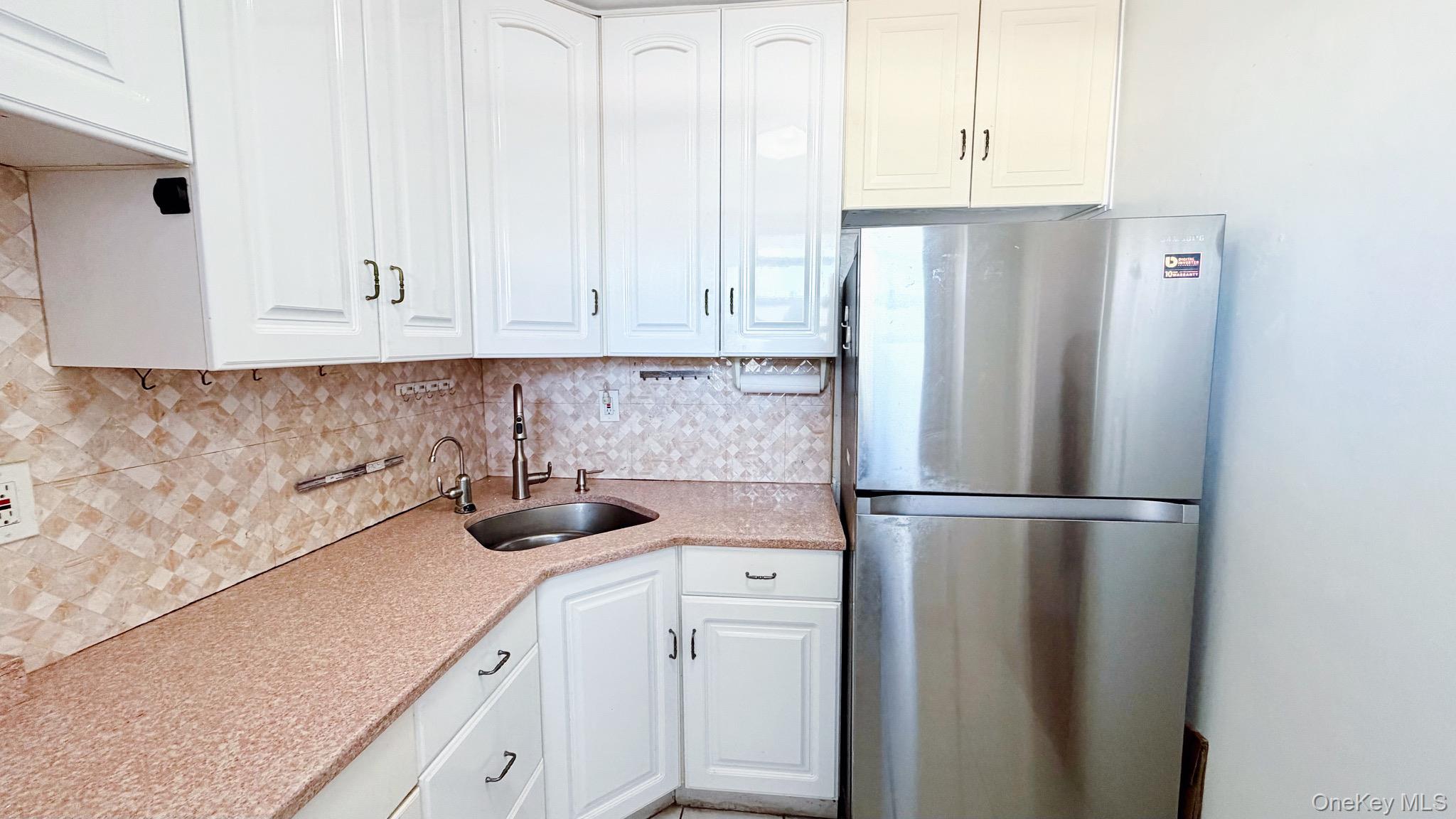 9707 63rd Road, Unit 8G photo 8