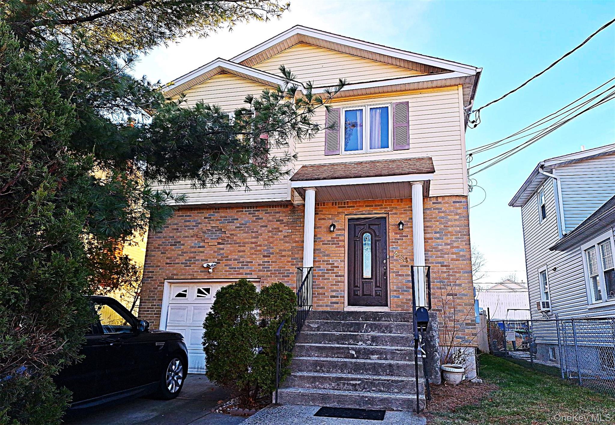 494 Keller Avenue – For Sale