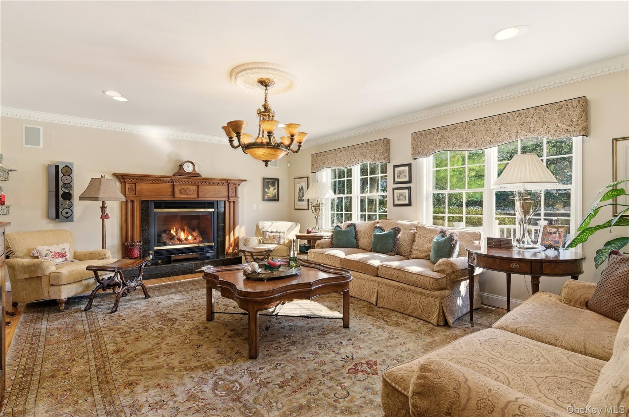 4 Peachtree Lane – For Sale photo 10
