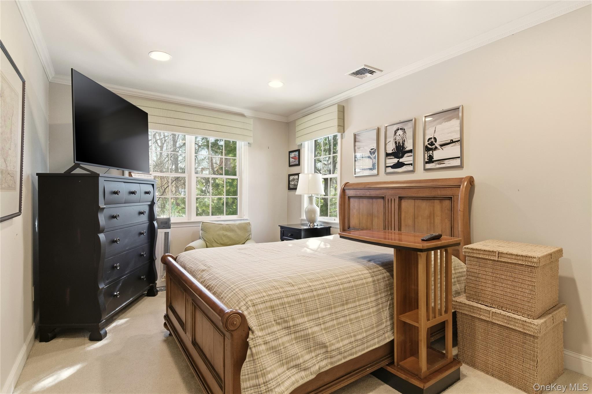 4 Peachtree Lane – For Sale photo 29