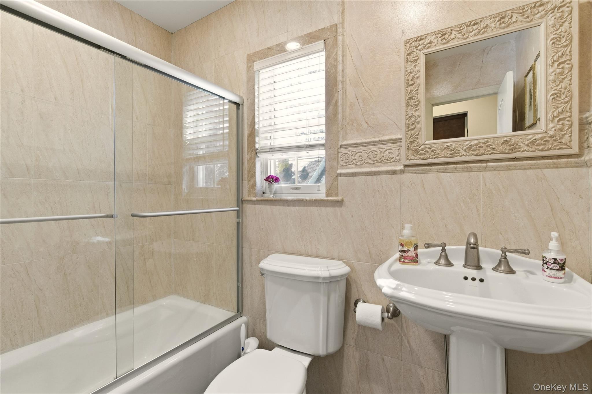 4 Peachtree Lane – For Sale photo 19