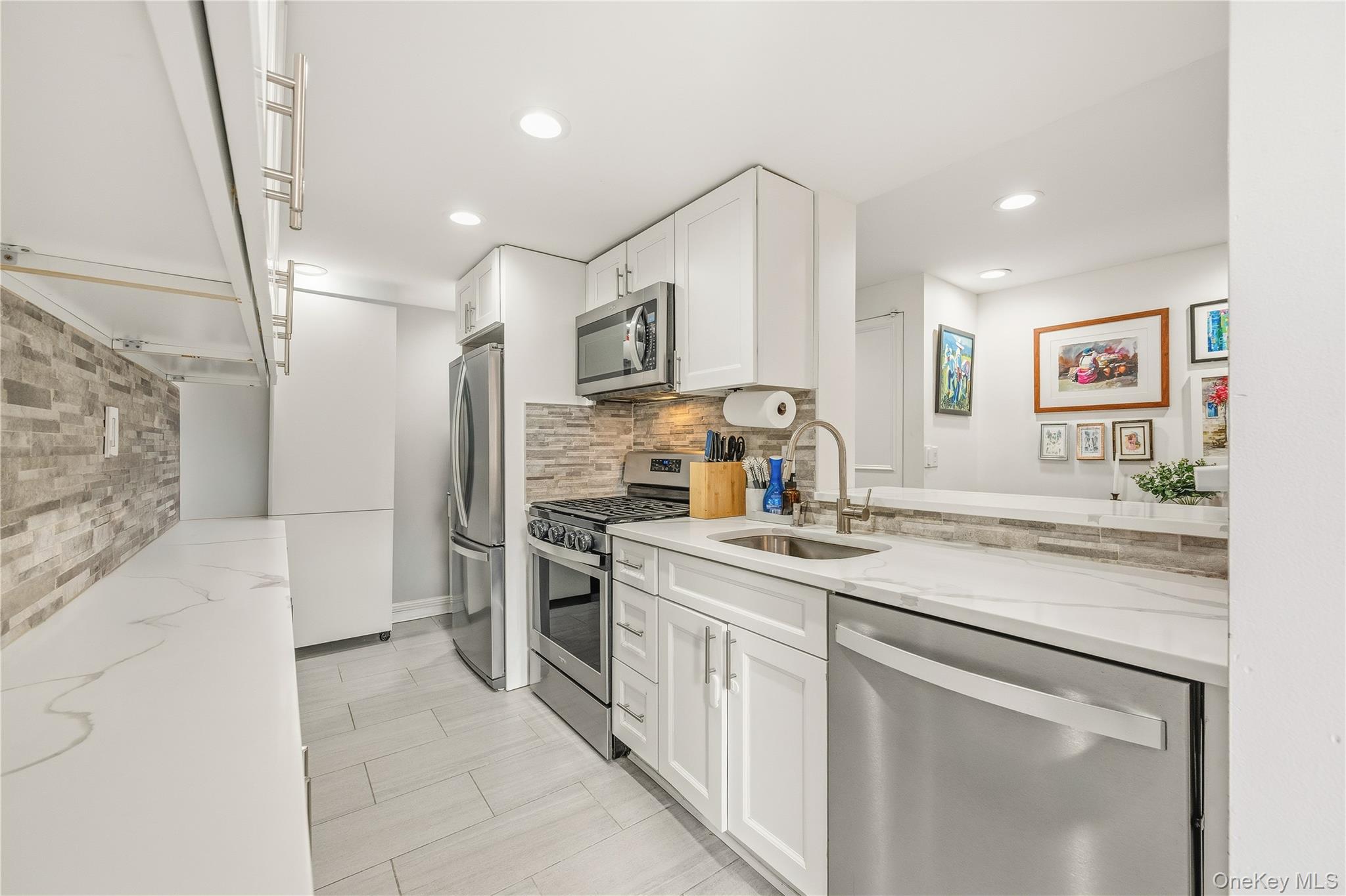 111 E 88th Street, Unit 10F photo 5