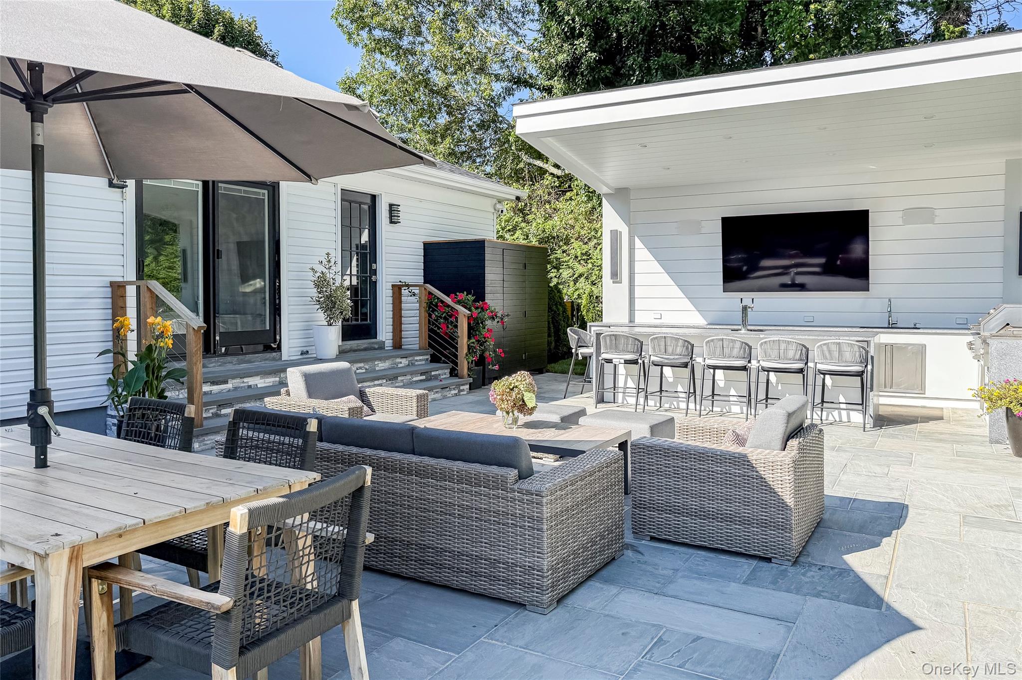121 Ponquogue Avenue – For Rent photo 24