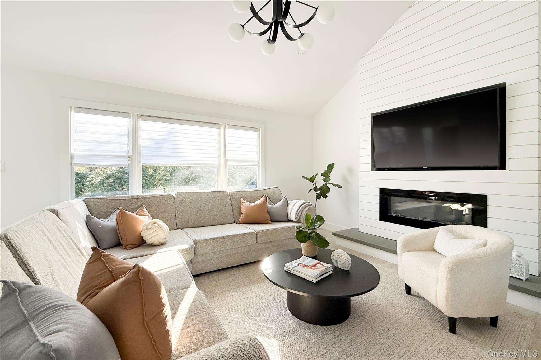 121 Ponquogue Avenue – For Rent photo 2