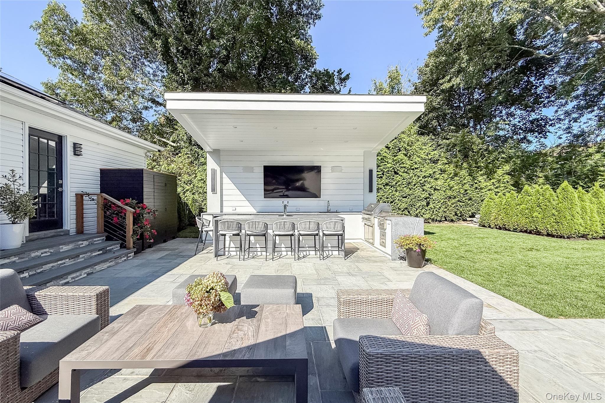 121 Ponquogue Avenue – For Rent photo 28