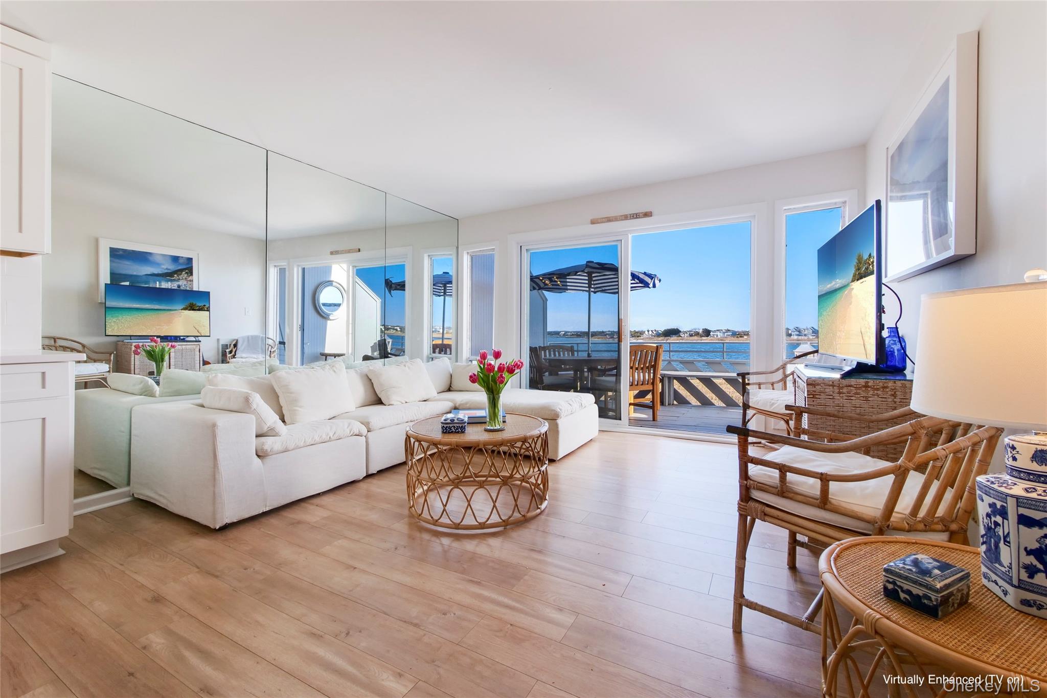 274 Dune Road, Unit 19