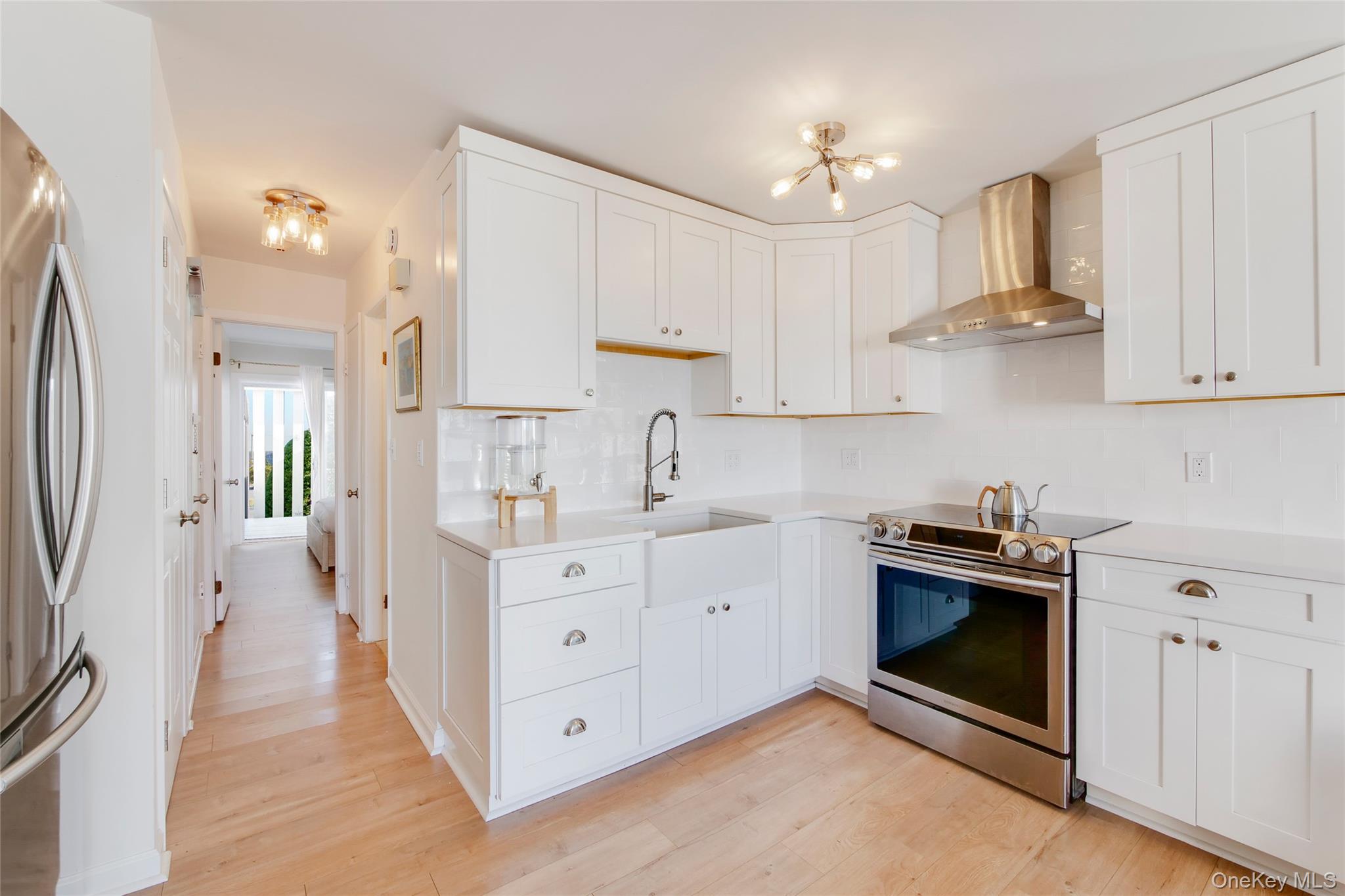 274 Dune Road, Unit 19 photo 7