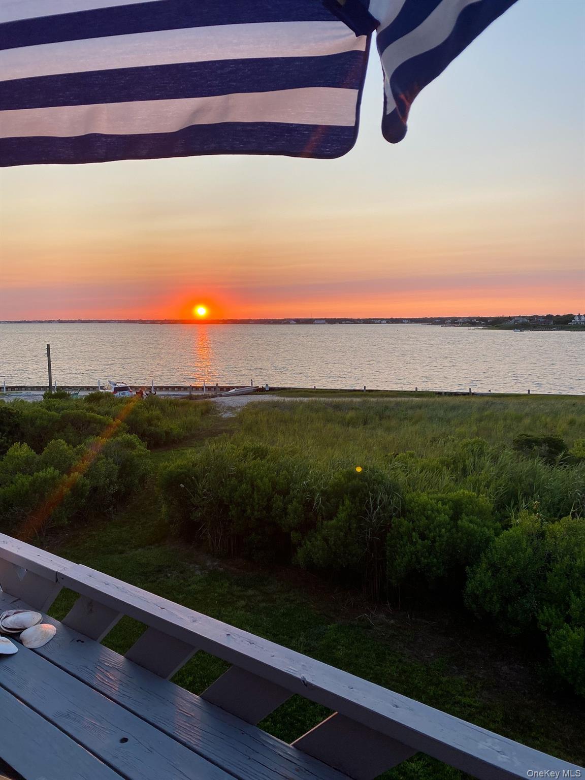 274 Dune Road, Unit 19 photo 14