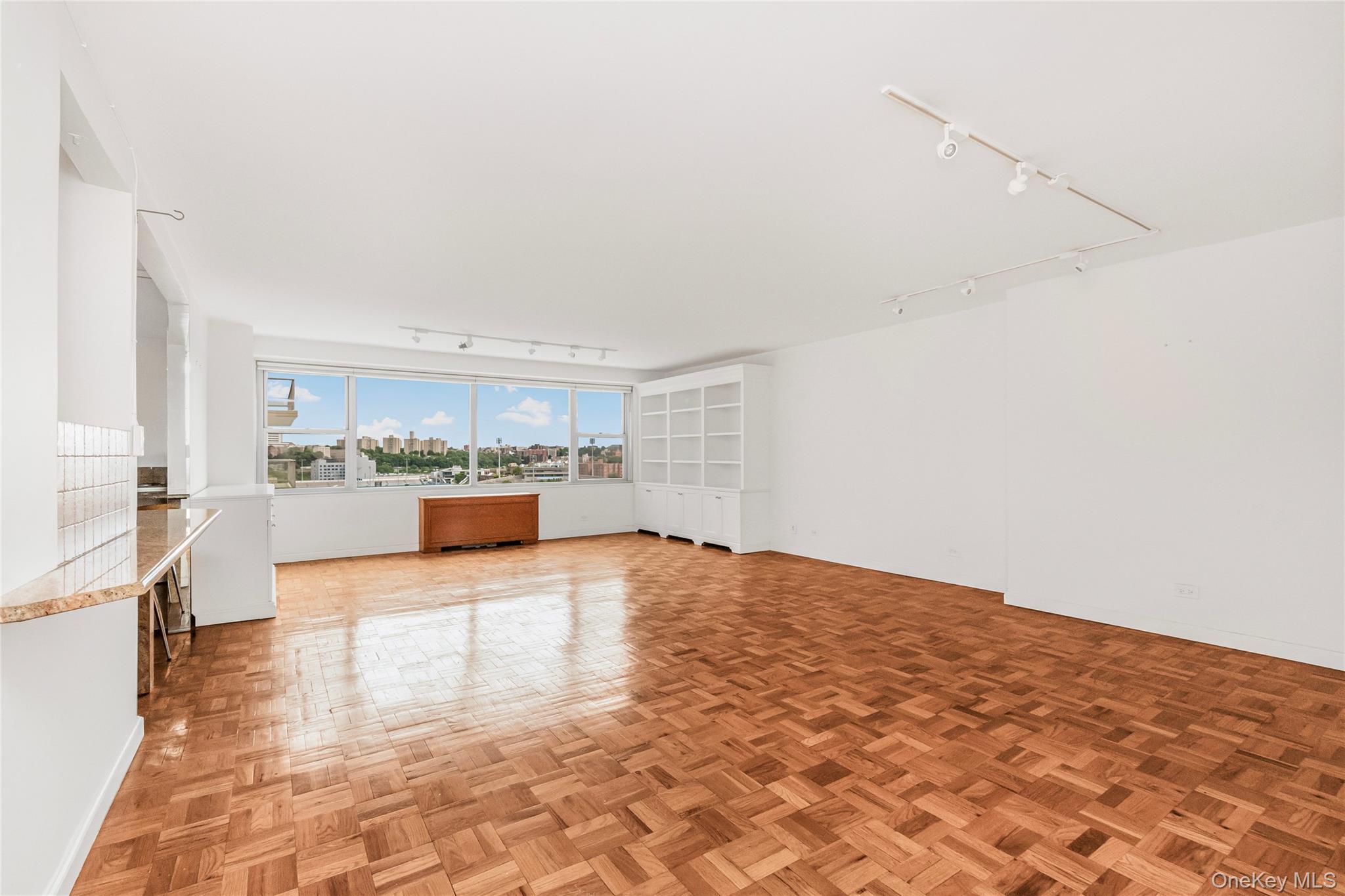 2500 Johnson Avenue, Unit 5F photo 3