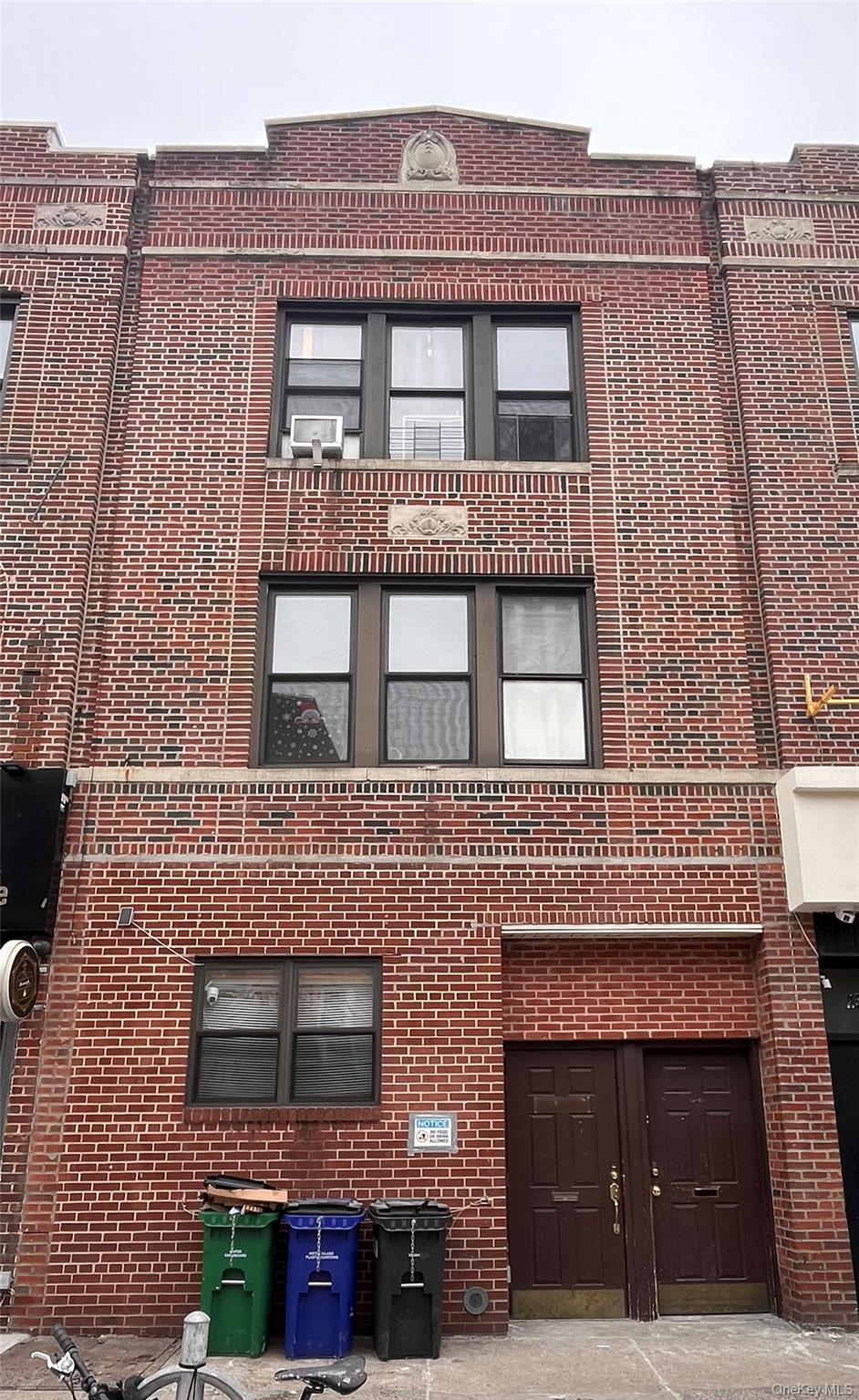 2541 Steinway Street – For Sale