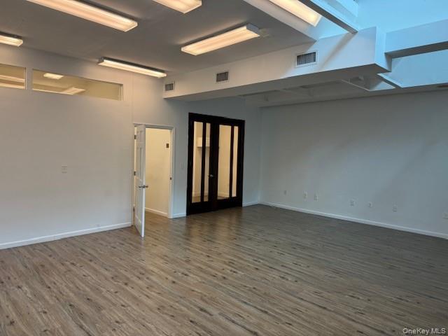 3272 Steinway Street, Unit B-02 photo 4