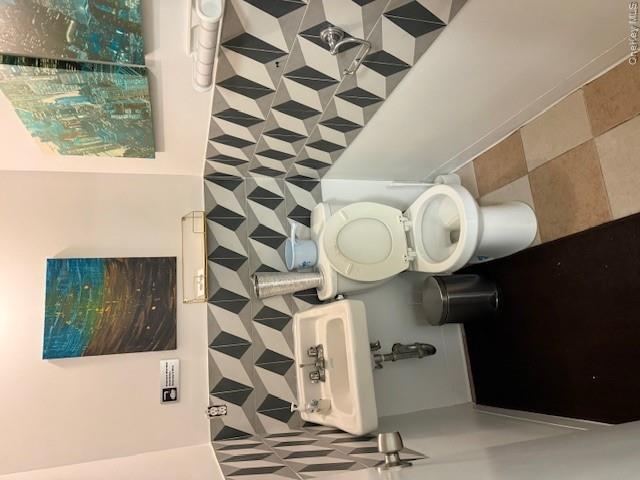 3272 Steinway Street, Unit B-02 photo 12