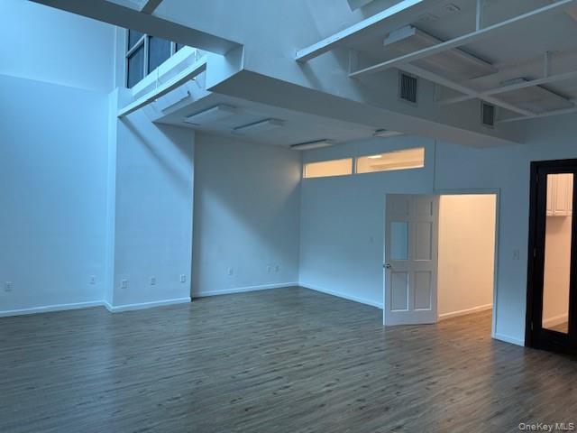 3272 Steinway Street, Unit B-02 photo 13
