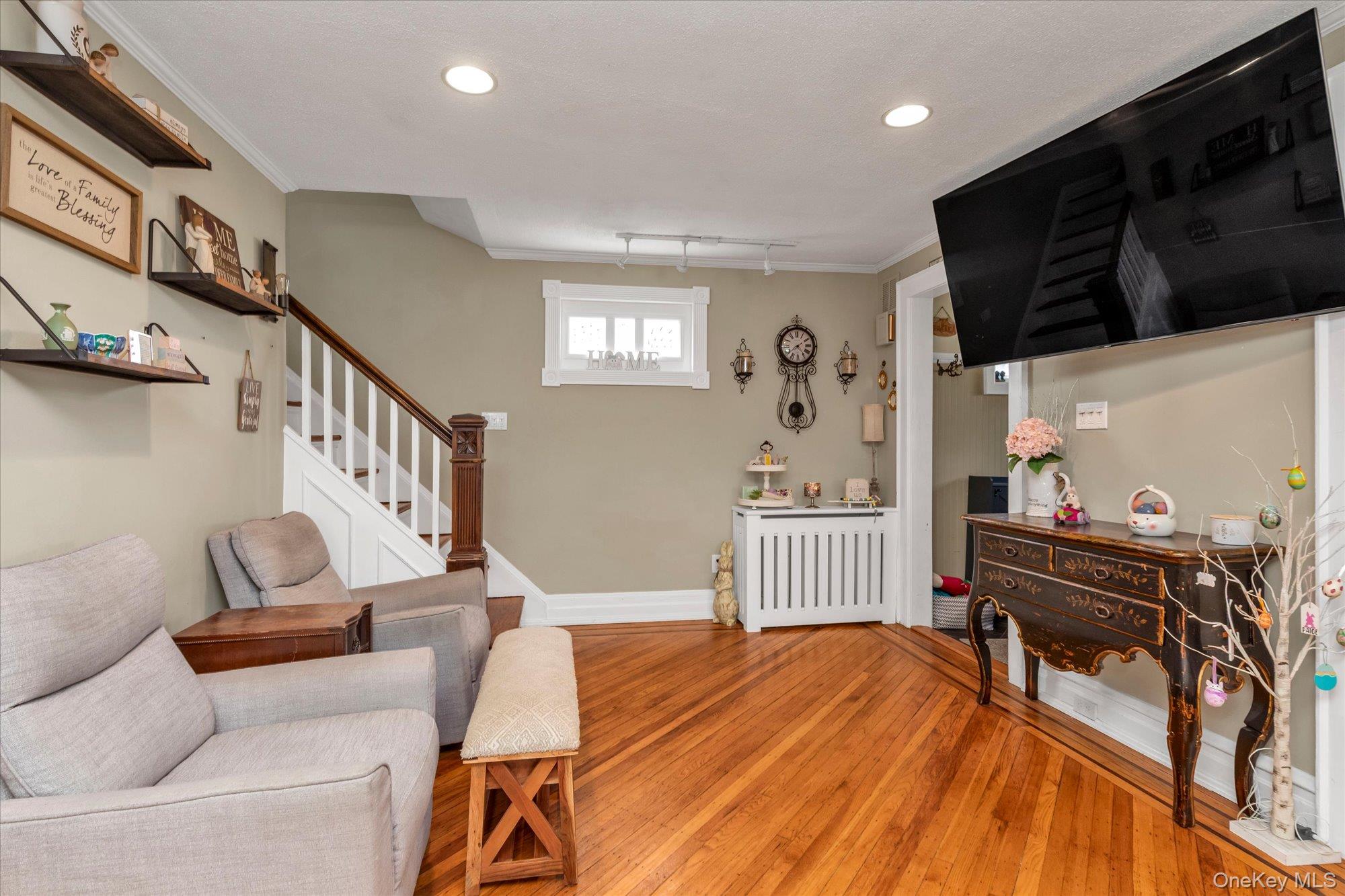 17 Everett Street – For Sale photo 4