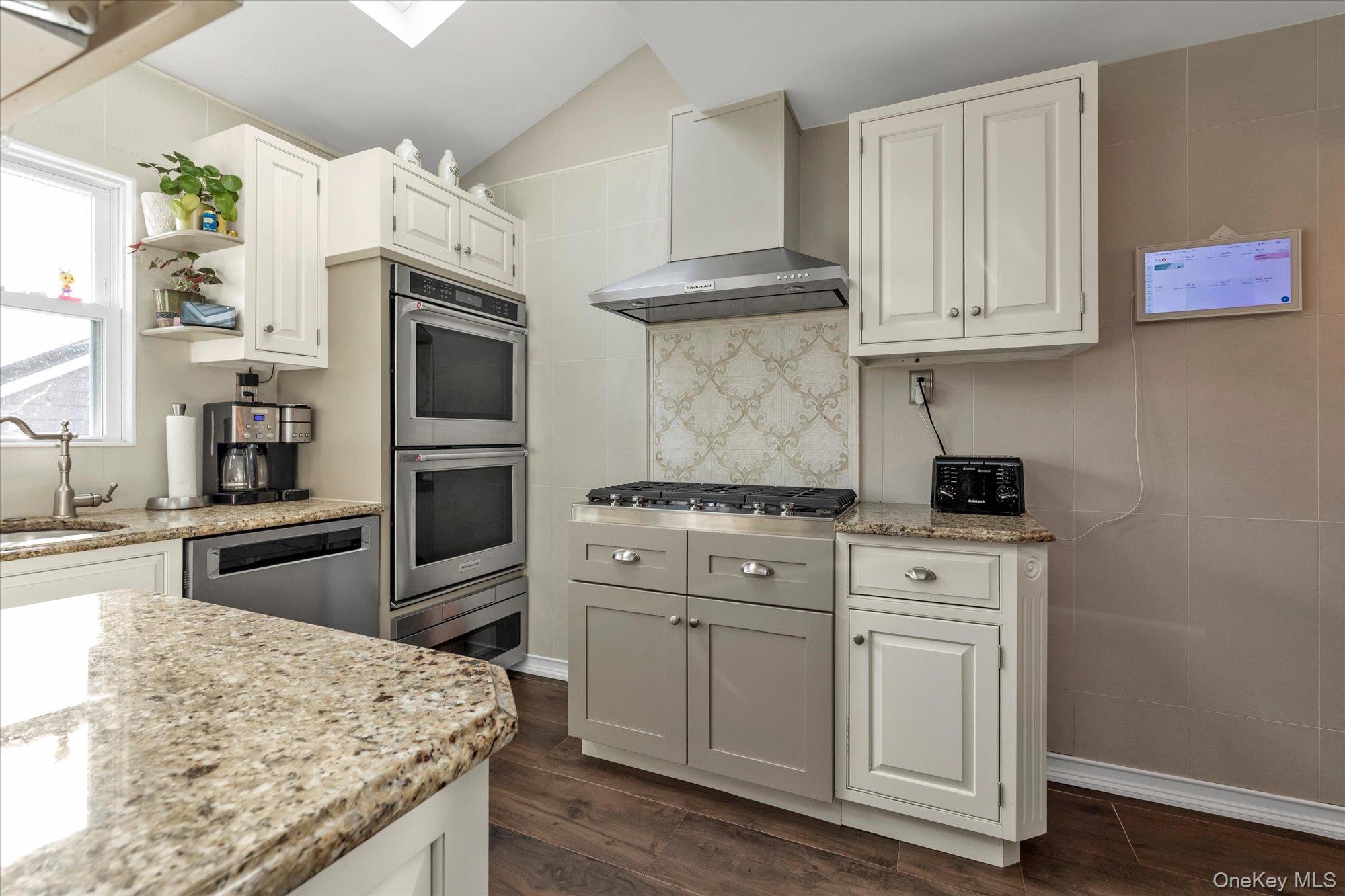 17 Everett Street – For Sale photo 9