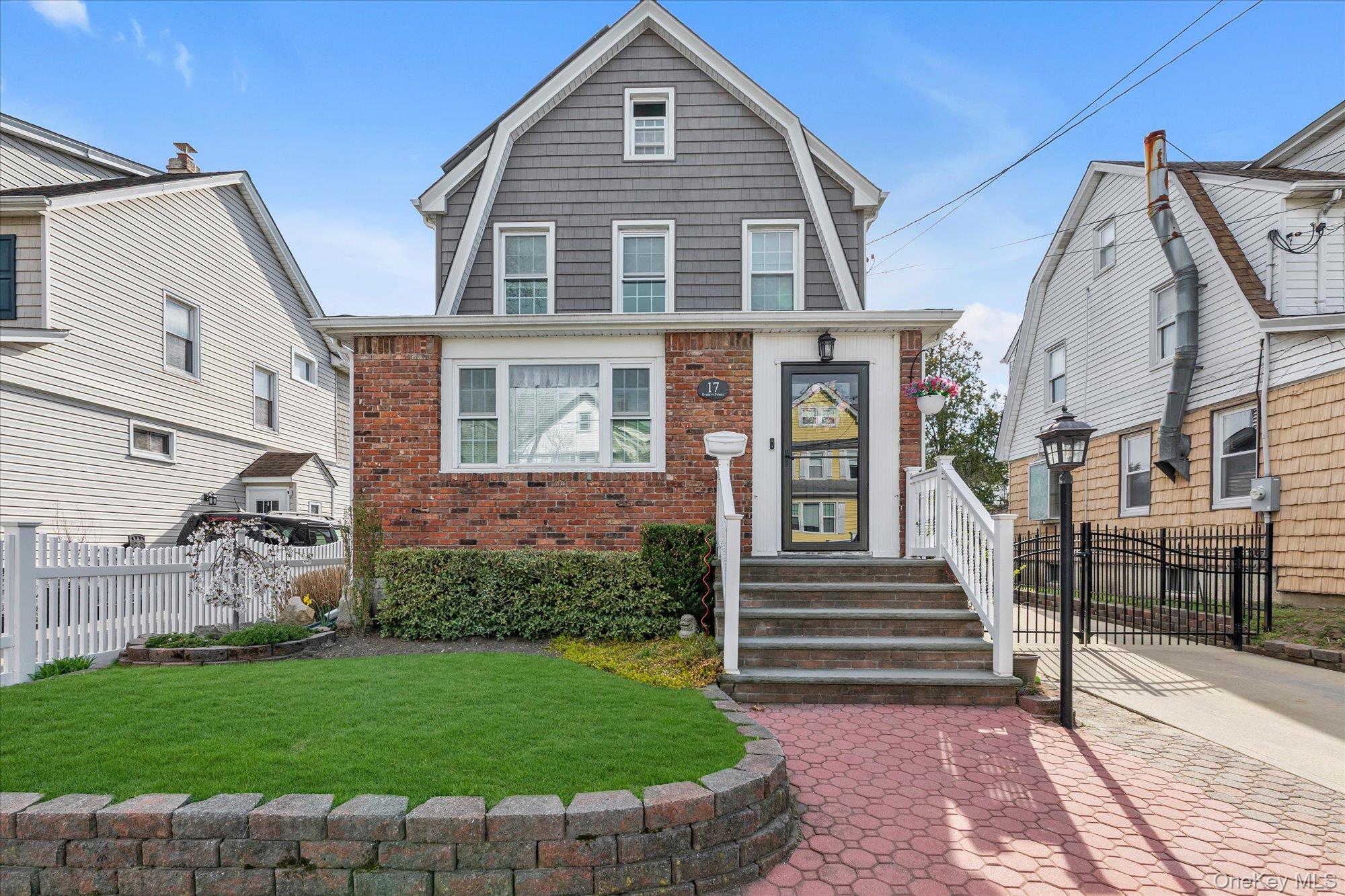 17 Everett Street – For Sale