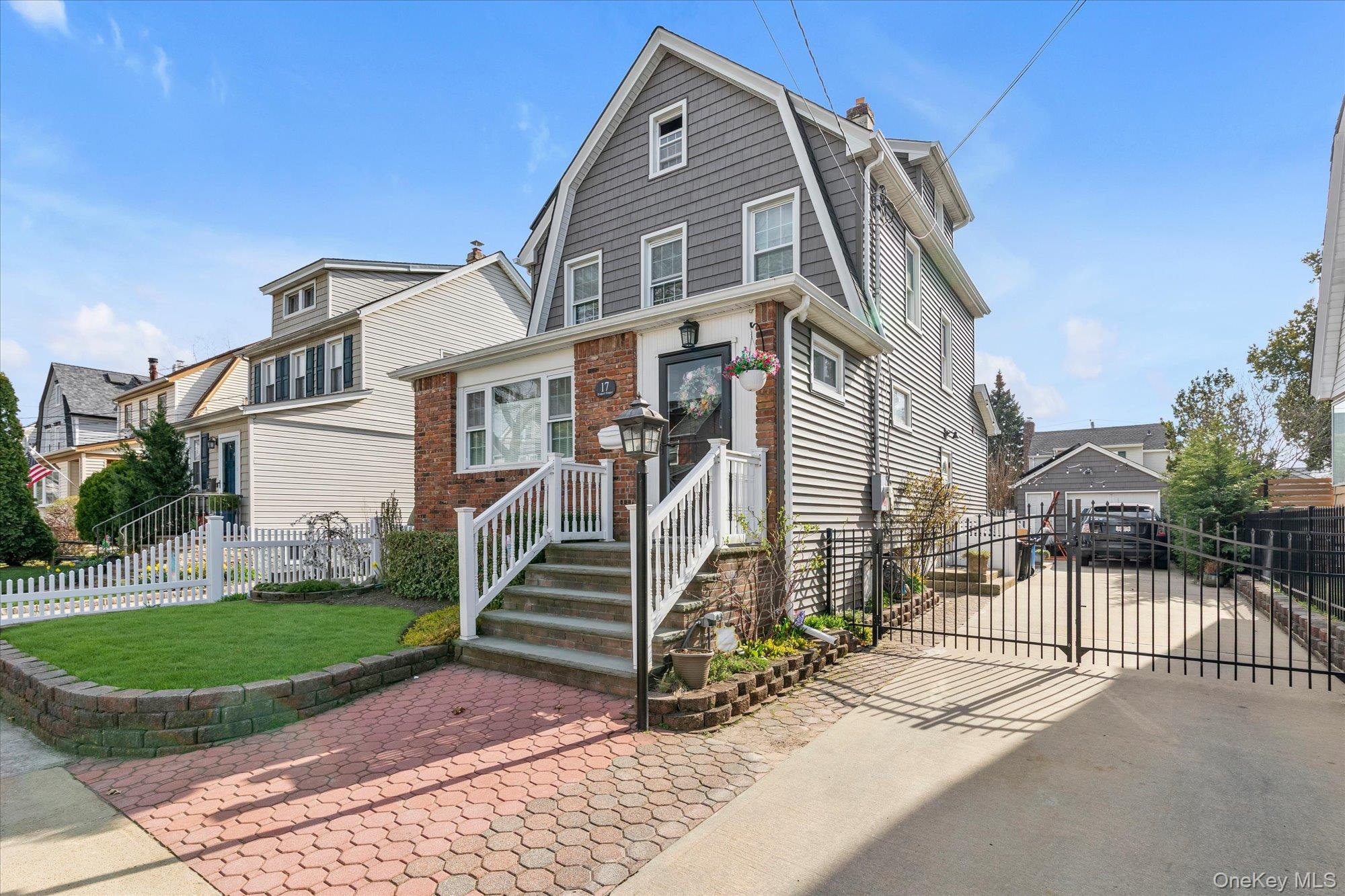 17 Everett Street – For Sale photo 2