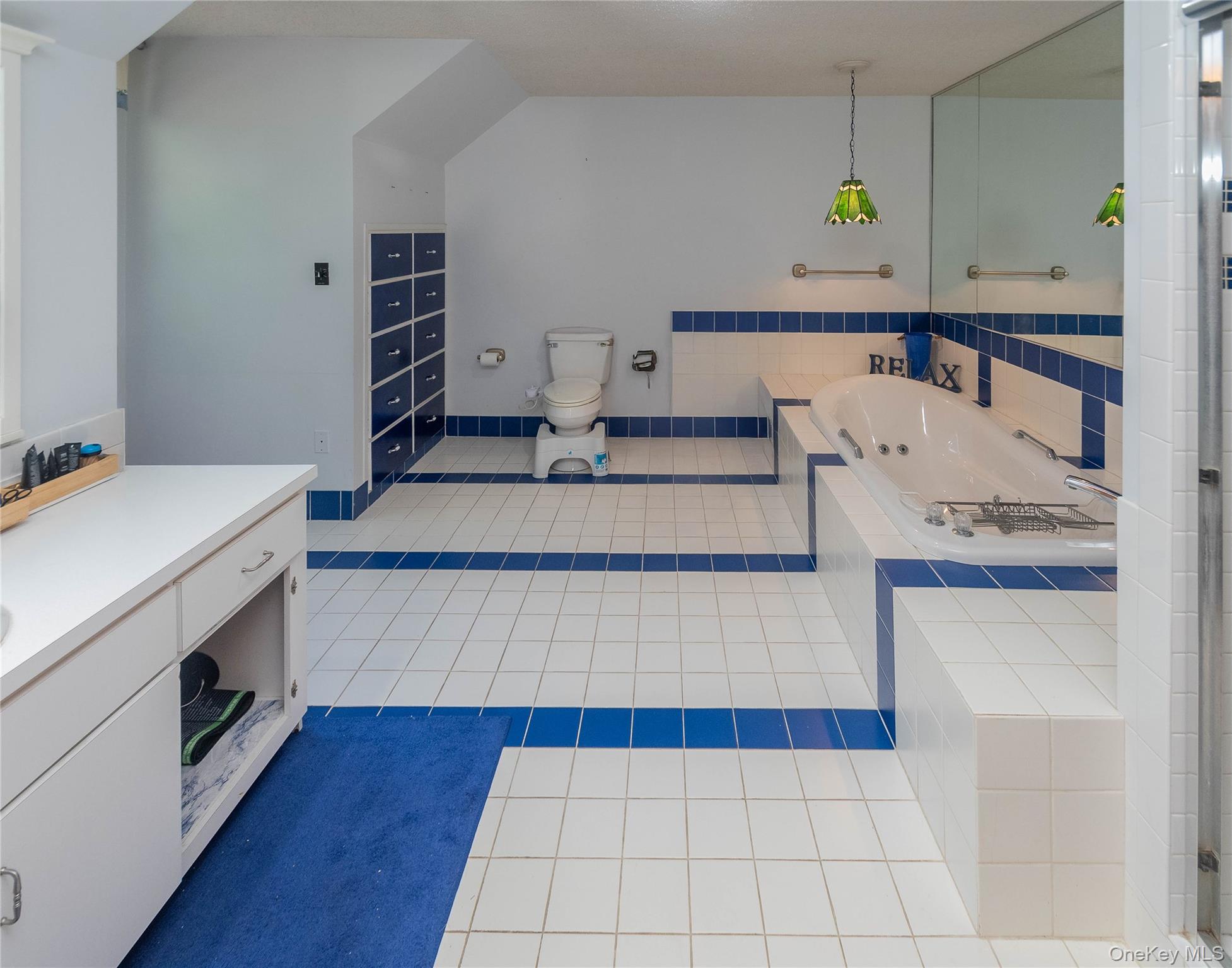 1 Far Horizons Drive – For Sale photo 25