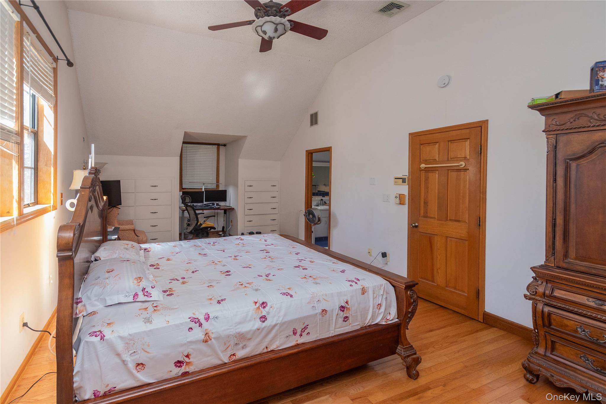 1 Far Horizons Drive – For Sale photo 24