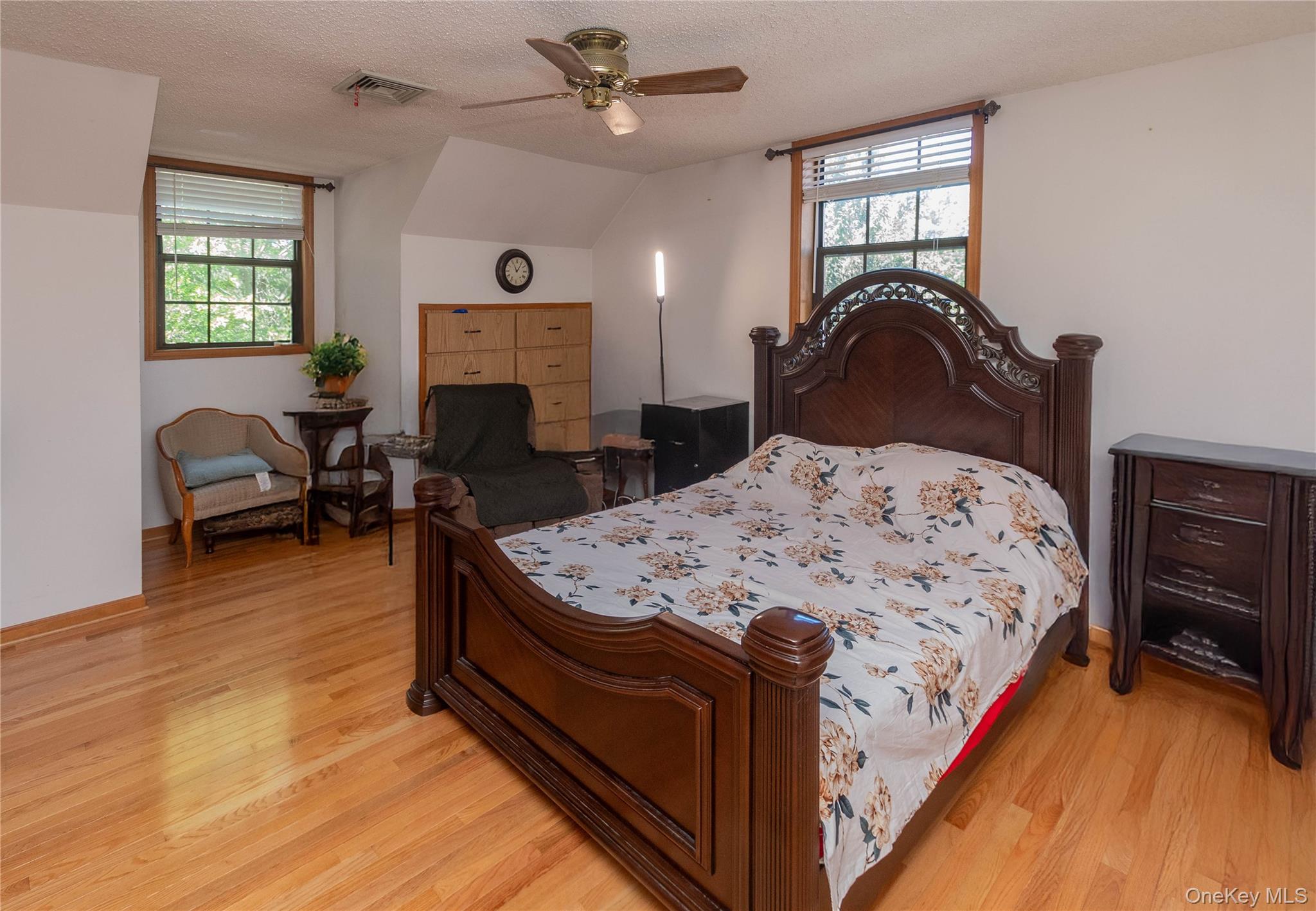 1 Far Horizons Drive – For Sale photo 20